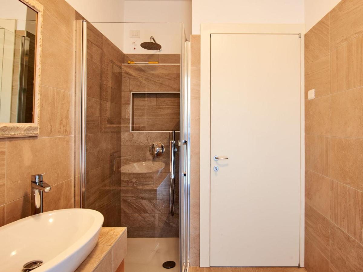 Apartment Promessi Sposi By Interhome Lecco Exterior foto